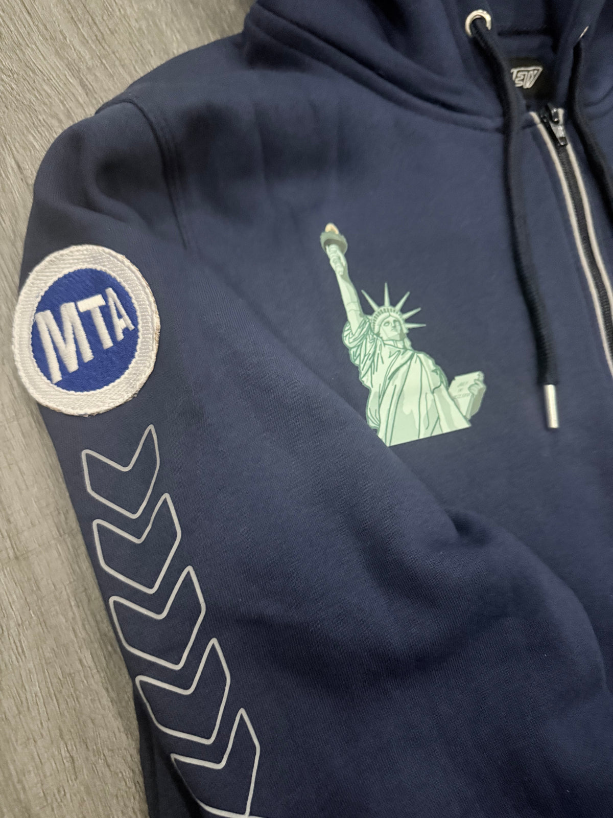QUEENS GET THE MONEY HOODIES